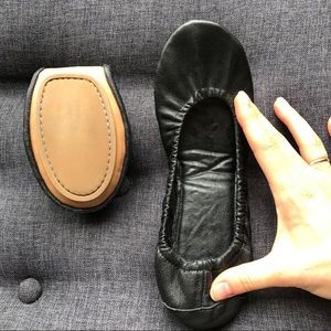 Ballet flats, travel sized - extra pair for free